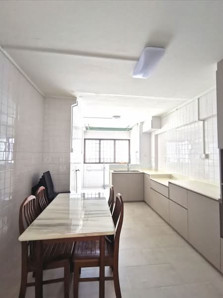 219 Tampines Street 24, 219 Tampines Street 24, 2 Bedrooms, 721 sqft, HDB Flat For Rent, by Loh Hui Yong Michelle, 23297461 - PropertyGuru.com.sg