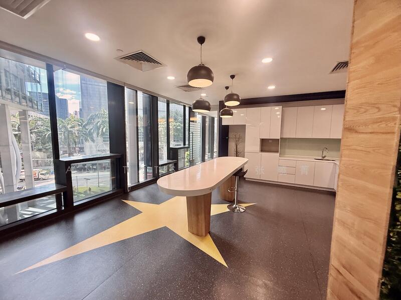 RAFFLES PLACE | MODERN FIT OUT | LOBBY FRONTAGE, Raffles Place, 2,820 sqft, Office For Rent, by Janet Tsc ( 张曉菁 ), 23298748 - CommercialGuru.com.sg