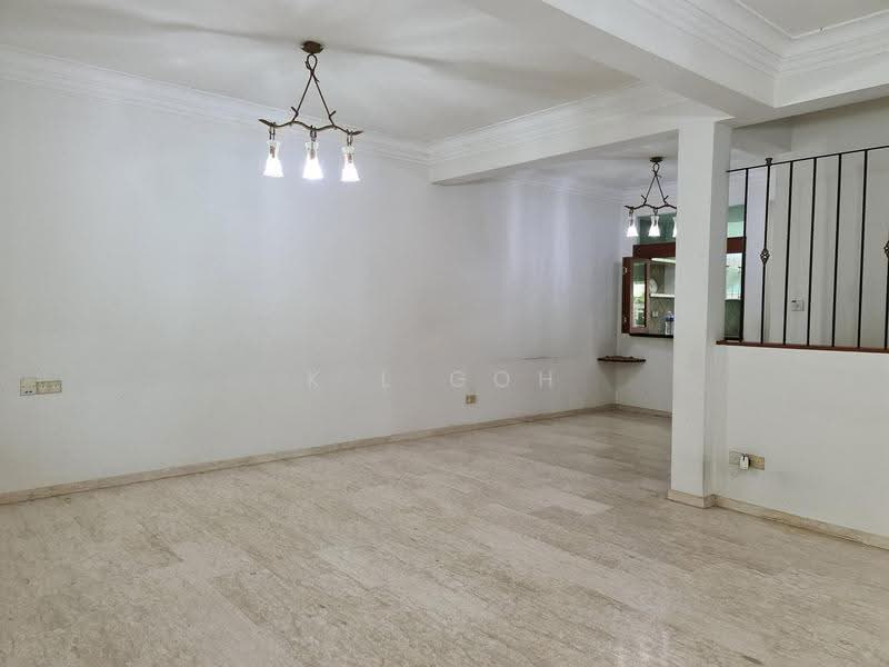 ⭐️⭐️LANDED7772@2 storey Terrace with Attic walk to Mrt, 1km Cedar/St Andrew Schools. ☎️ KL 83827772, Macpherson / Potong Pasir, 5 Bedrooms, 2,800 sqft, Terraced House For Rent, by K L Goh, 23298915 - PropertyGuru.com.sg