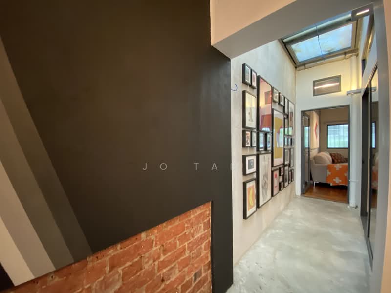 Tiong Bahru Prewar Conservation - Ground Floor with Courtyard, Yong Siak Street / Tiong Bahru, 3 Bedrooms, 1,400 sqft, Walk-up Apartment For Rent, by JO Tan, 23298931 - PropertyGuru.com.sg