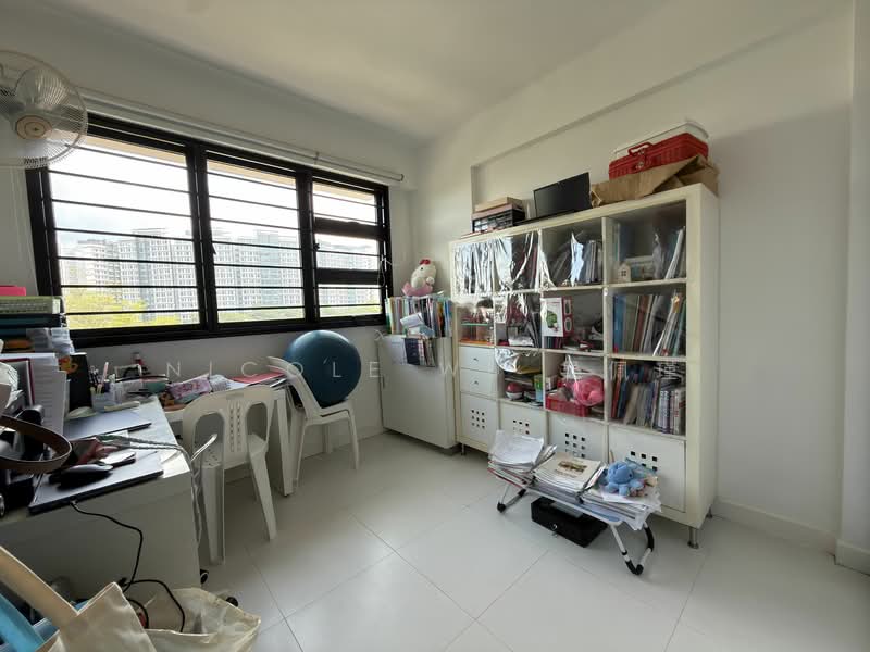 266A Punggol Way, 266A Punggol Way, 3 Bedrooms, 990 sqft, HDB Flat For Sale, by Nicole Wu 吴佩瑾, 23301232 - PropertyGuru.com.sg