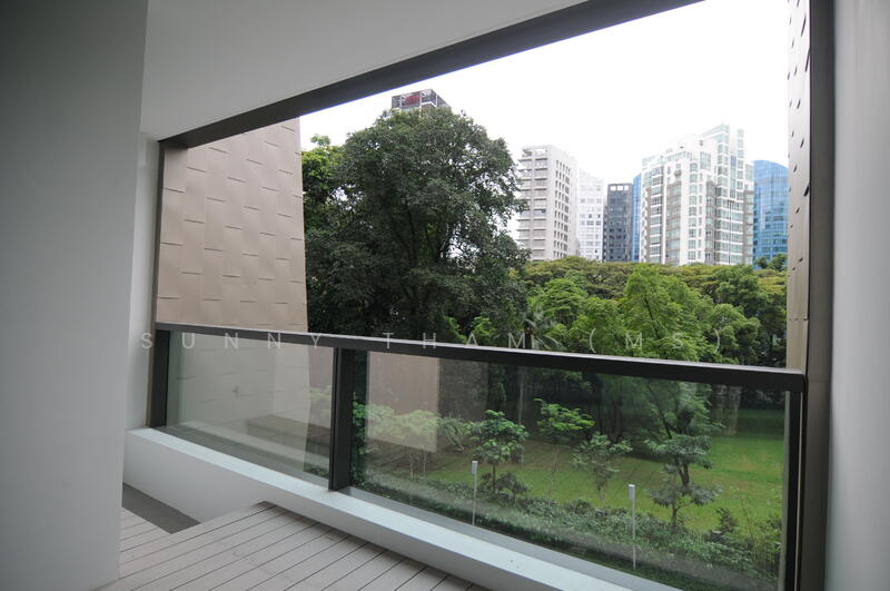 Balcony behind dry kitchen