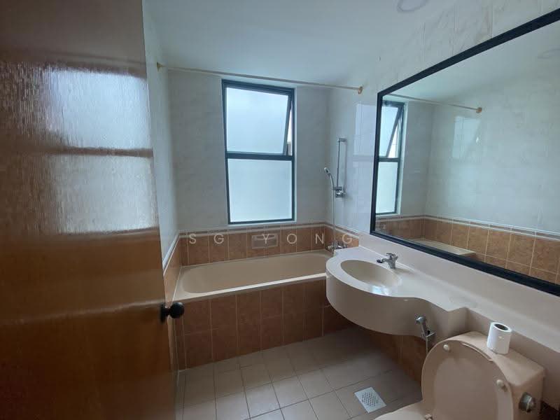 Highgate, 68 Toh Tuck Road, Clementi Park / Upper Bukit Timah, 3 Bedrooms, 1,495 sqft, Condominium For Rent, by SG Yong, 23302916 - PropertyGuru.com.sg