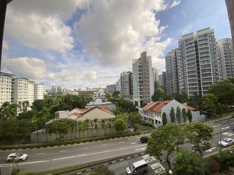 The Cairnhill, 4 Cairnhill Rise, 4 Bedrooms, 2,788 sqft, Condominium For Rent, by Victor Yoong, 23303803 - View from bedroom - PropertyGuru.com.sg