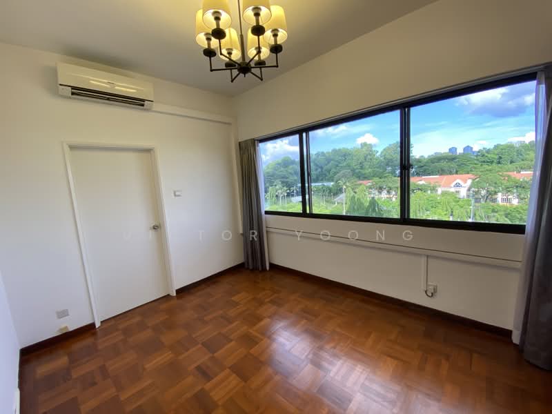 The Cairnhill, 4 Cairnhill Rise, 4 Bedrooms, 2,788 sqft, Condominium For Rent, by Victor Yoong, 23303803 - Bedroom with nice view - PropertyGuru.com.sg