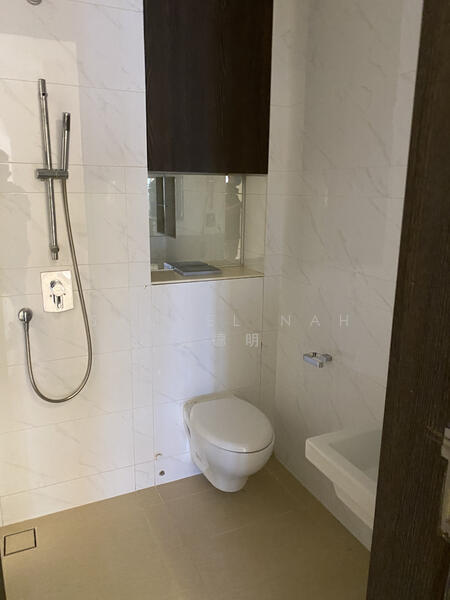 grd floor shop/tiong bahru/retail/clinic/salon/asthetics, eng hoon, 800 sqft, Shop / Shophouse For Rent, by Samuel Nah 蓝德明, 23304184 - CommercialGuru.com.sg