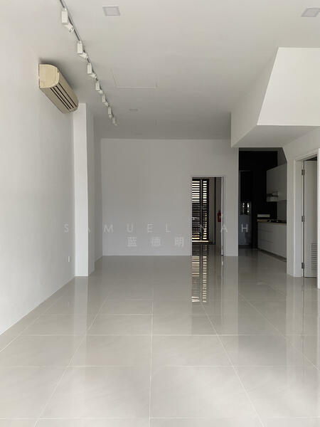 grd floor shop/tiong bahru/retail/clinic/salon/asthetics, eng hoon, 800 sqft, Shop / Shophouse For Rent, by Samuel Nah 蓝德明, 23304184 - CommercialGuru.com.sg