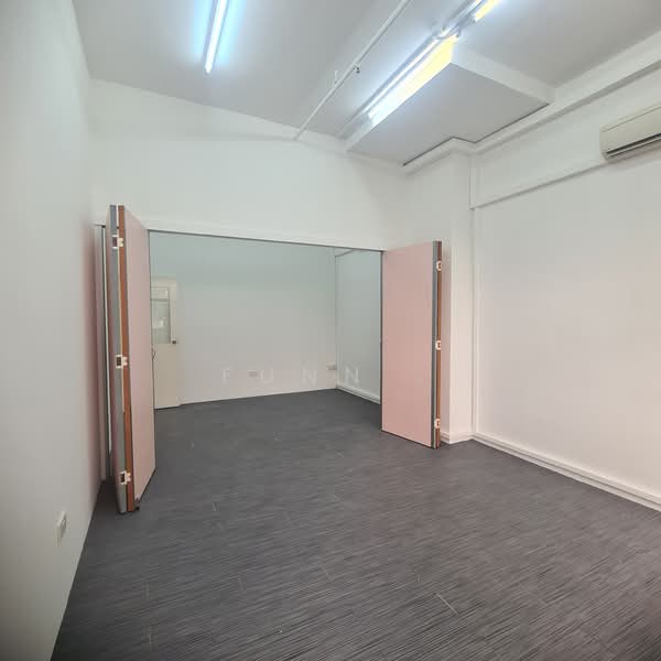 Midview City, 18 Sin Ming Lane, 1,292 sqft, Light Industrial (B1) For Rent, by Funn KAM ORANGETEE, 23305526 - CommercialGuru.com.sg