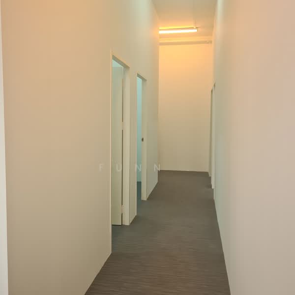 Midview City, 18 Sin Ming Lane, 1,292 sqft, Light Industrial (B1) For Rent, by Funn KAM ORANGETEE, 23305526 - CommercialGuru.com.sg