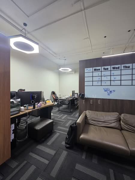 Midview City, 18 Sin Ming Lane, 1,292 sqft, Light Industrial (B1) For Rent, by Funn KAM ORANGETEE, 23305526 - CommercialGuru.com.sg