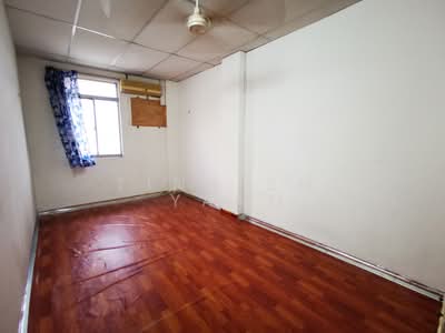For Rent - Walk Up at Lorong 6 Geylang