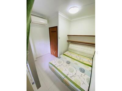 For Rent - 247 Compassvale Road