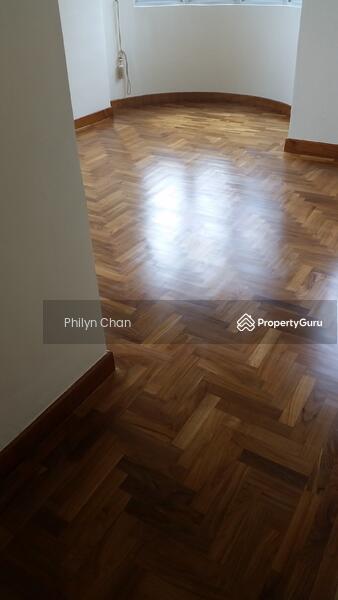 For Rent - La Crystal