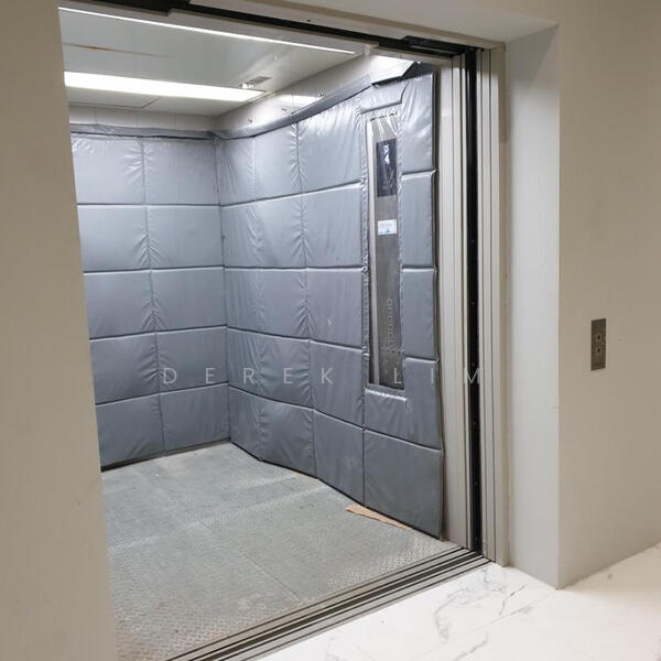 BS Centre, 243 Alexandra Road, 3,340 sqft, Light Industrial (B1) For Rent, by Derek Lim, 23310768 - CommercialGuru.com.sg