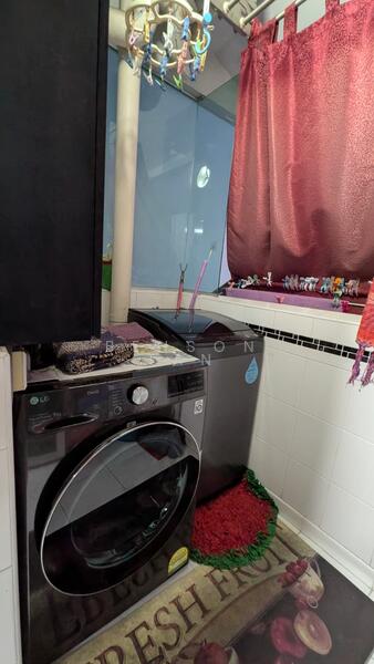 Washer + Dryer