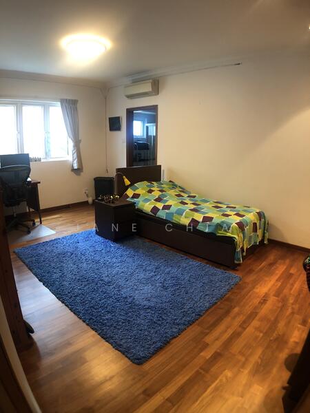 Level 2 bedroom