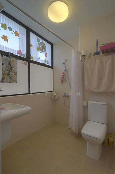 Warner Court, 110 Holland Ave, 2 Bedrooms, 1,195 sqft, Condominium For Rent, by Liza Xu, 23314489 - PropertyGuru.com.sg