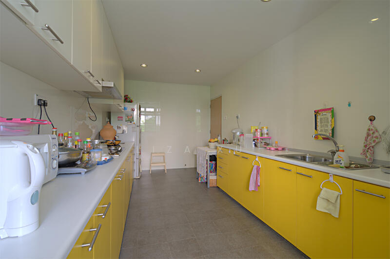 Warner Court, 110 Holland Ave, 2 Bedrooms, 1,195 sqft, Condominium For Rent, by Liza Xu, 23314489 - PropertyGuru.com.sg