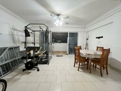For Rent - 216 Jurong East Street 21