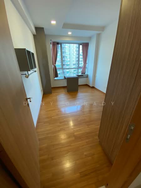 Kovan Melody, 33 Kovan Road, 3 Bedrooms, 1,270 sqft, Condominium For Rent, by Deny Gunady, 23318254 - PropertyGuru.com.sg