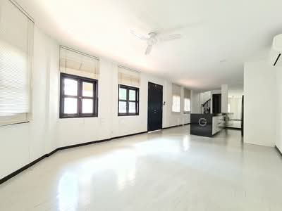 For Rent - Mount Emily Road