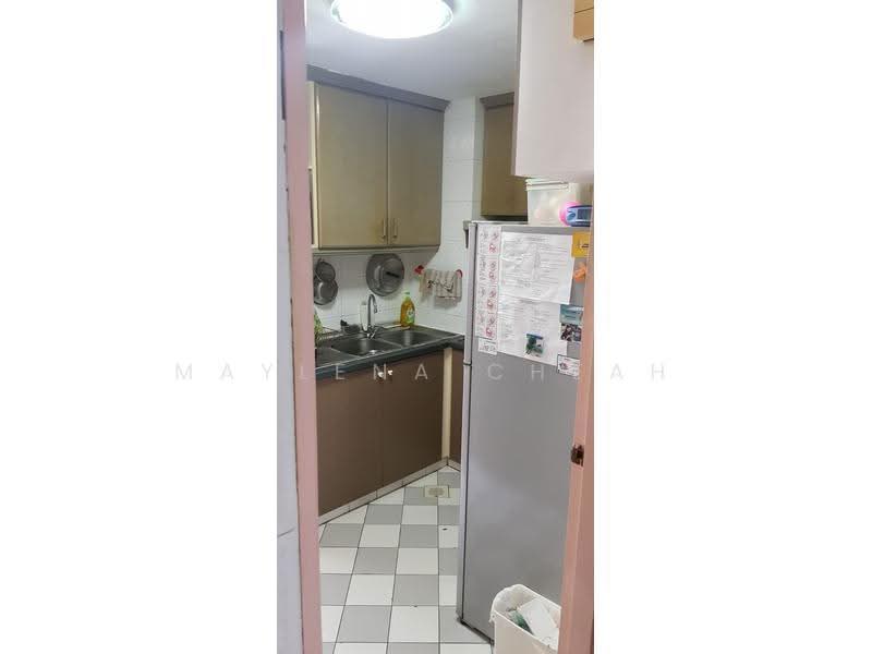 Emerald Park, 6 Indus Road, Alexandra / Commonwealth, 3 Bedrooms, 1,173 sqft, Condominium For Rent, by Maylena Cheah, 23320040 - PropertyGuru.com.sg