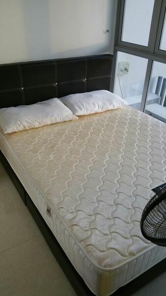 Bedroom fits Queen Sized Bed