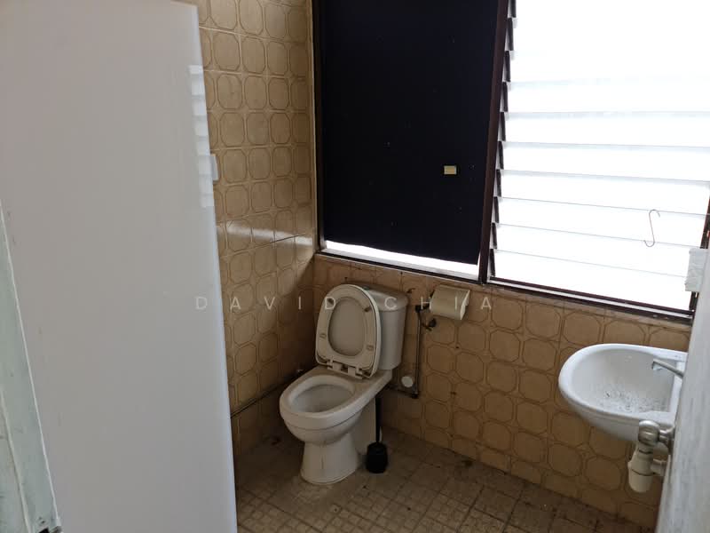 Upper Serangoon Shopping Centre, 756 Upper Serangoon Road, Hougang / Punggol / Sengkang, 1,399 sqft, Mall Shop For Rent, by David Chia, 23322699 - CommercialGuru.com.sg