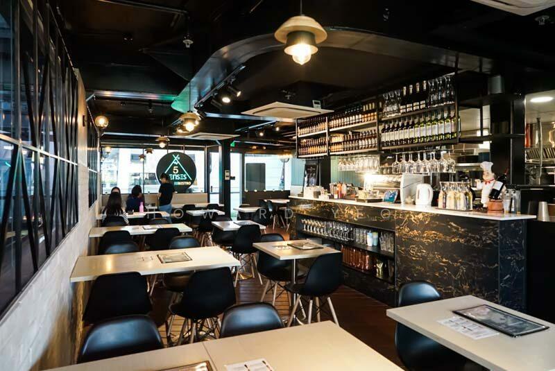 The Star Vista, 1 Vista Exchange Green, 1,765 sqft, Food & Beverage For Rent, by Howard Yeo, 23322831 - CommercialGuru.com.sg