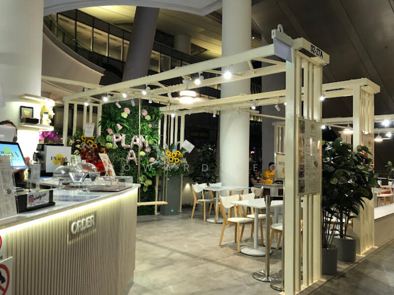 The Star Vista, 1 Vista Exchange Green, 1,765 sqft, Food & Beverage For Rent, by Howard Yeo, 23322831 - CommercialGuru.com.sg