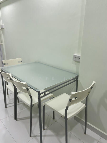 442 Ang Mo Kio Avenue 10, 442 Ang Mo Kio Avenue 10, 1 Bedroom, 350 sqft, HDB Flat For Rent, by Roger Lau, 23325113 - PropertyGuru.com.sg