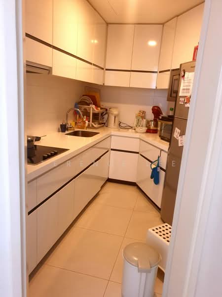 The Interlace, 180 Depot Road, 2 Bedrooms, 1,001 sqft, Condominium For Rent, by Terence Lee, 23327708 - PropertyGuru.com.sg