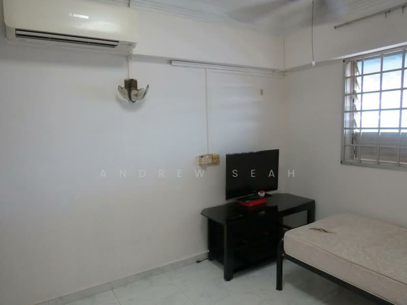 22 Marsiling Drive, 22 Marsiling Drive, 2 Bedrooms, 750 sqft, HDB Flat For Rent, by Andrew Seah, 23330187 - PropertyGuru.com.sg