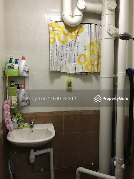 For Rent - 233 Bain Street