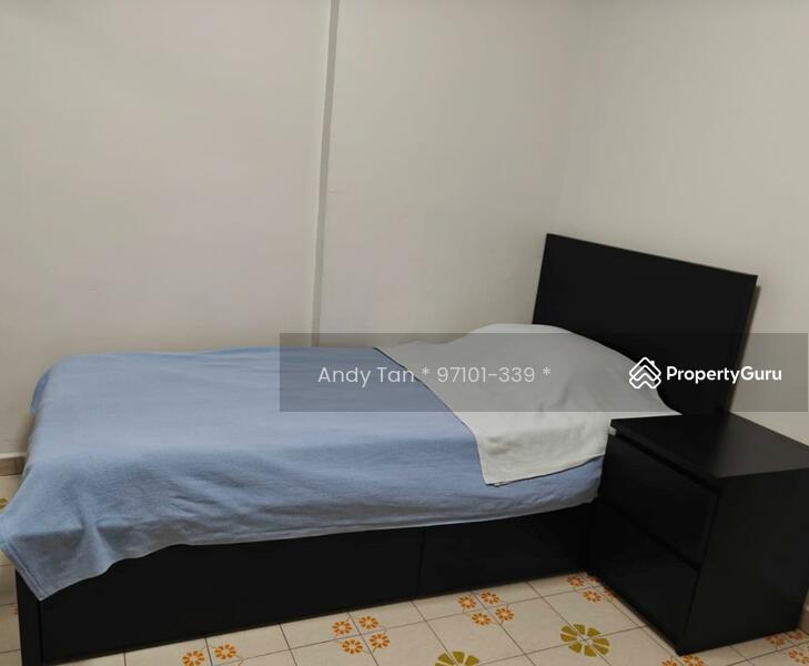 For Rent - 233 Bain Street