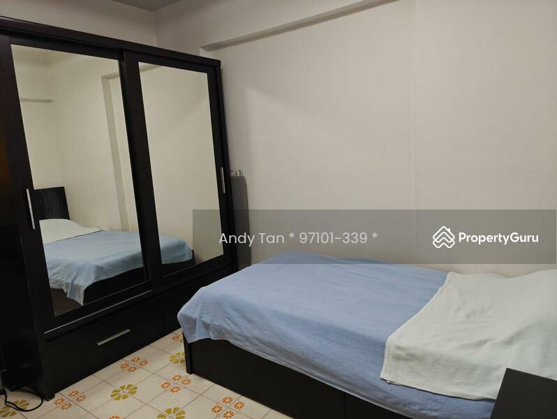 For Rent - 233 Bain Street