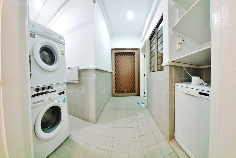 Leonie Condotel, 2 Leonie Hill Road, 4 Bedrooms, 2,722 sqft, Condominium For Rent, by Lawrence Hong, 23333422 - PropertyGuru.com.sg