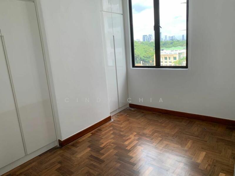 For Rent - The Chatelet