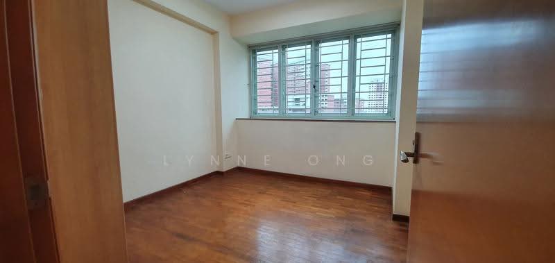 Queens, 10 Stirling Road, Alexandra / Commonwealth, 2 Bedrooms, 914 sqft, Condominium For Rent, by Lynne Ong, 23338337 - PropertyGuru.com.sg