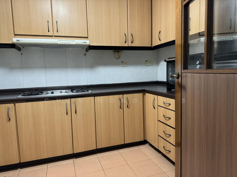 Palm Gardens, 2C Hong San Walk, 3 Bedrooms, 1,216 sqft, Condominium For Rent, by Chen Hong Iris, 23338905 - PropertyGuru.com.sg