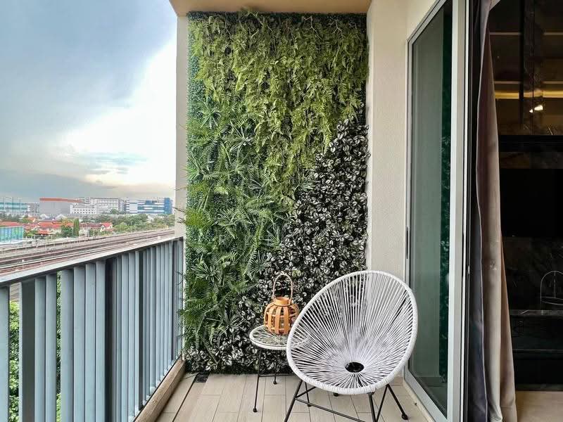 The Glades, 10 Bedok Rise, Bedok / Upper East Coast, 1 Bedroom, 484 sqft, Condominium For Sale, by Shirley Tan, 23339635 - Balcony - PropertyGuru.com.sg