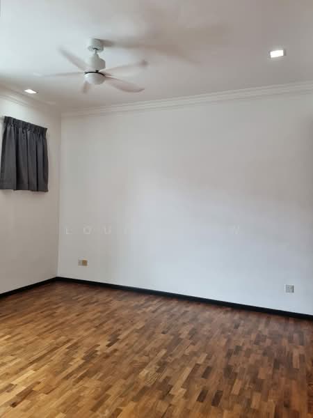 Highgate Crescent, Highgate Crescent, 4 Bedrooms, 2,800 sqft, Terraced House For Rent, by Louis Siow, 23339866 - PropertyGuru.com.sg
