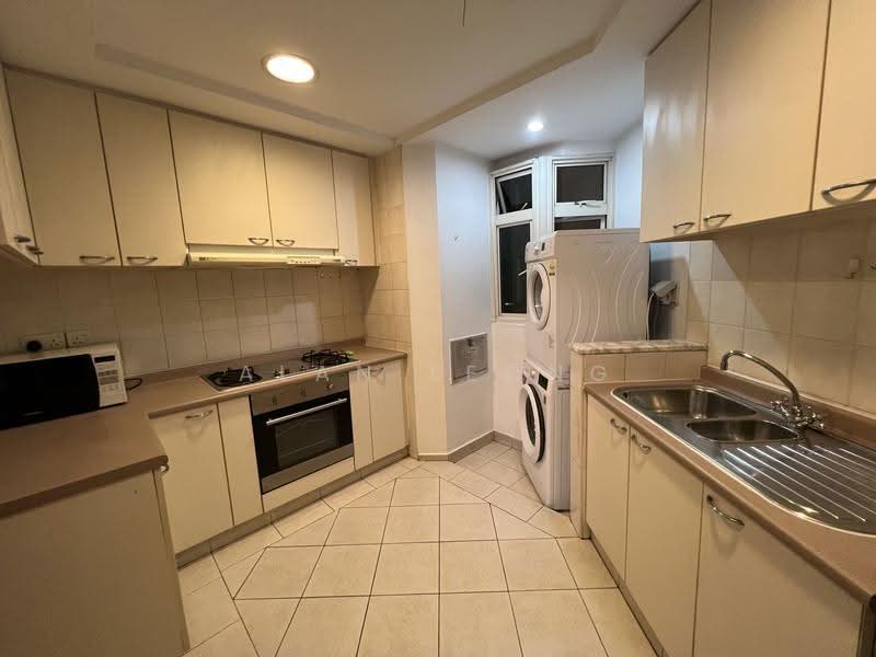 Burlington Square, 175 Bencoolen Street, Beach Road / Bugis / Rochor, 2 Bedrooms, 861 sqft, Apartment For Rent, by Alan Leong, 23340347 - PropertyGuru.com.sg