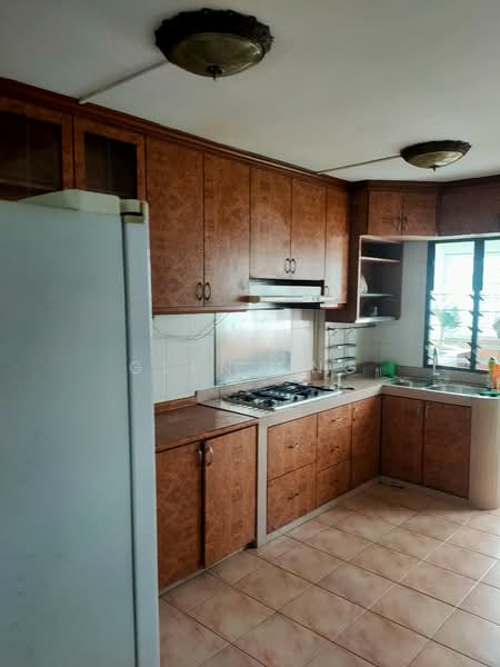 For Rent - 205B Compassvale Lane