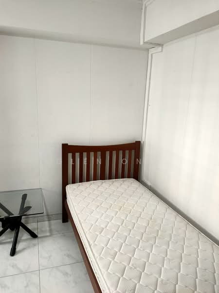 For Rent - 205B Compassvale Lane