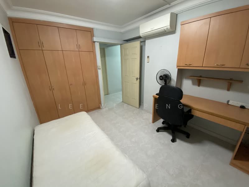 836 Hougang Central, 836 Hougang Central, Room Rental, 250 sqft, HDB Flat For Rent, by Lee Wee Peng, 23341772 - PropertyGuru.com.sg