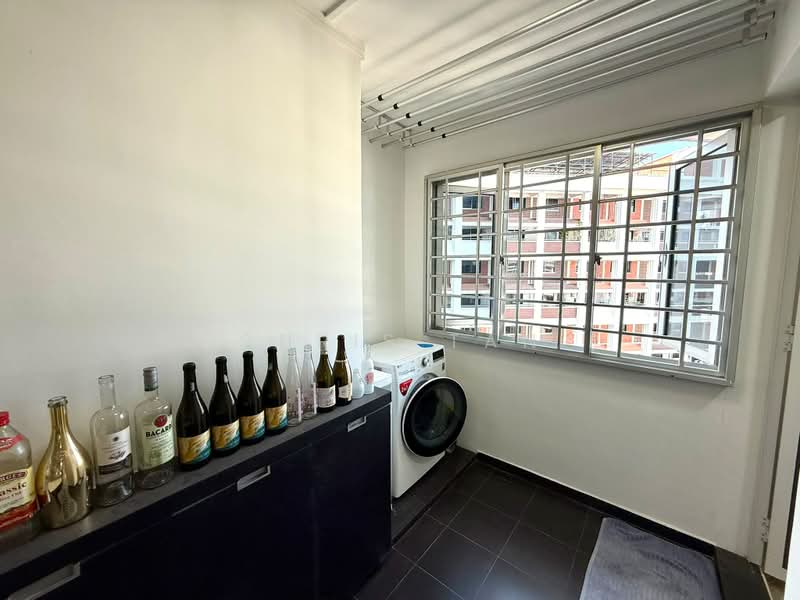 835 Hougang Central, 835 Hougang Central, 3 Bedrooms, 1,184 sqft, HDB Flat For Sale, by Chris Tan, 23344925 - PropertyGuru.com.sg
