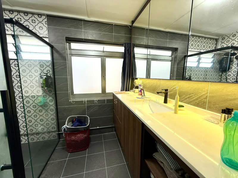 835 Hougang Central, 835 Hougang Central, 3 Bedrooms, 1,184 sqft, HDB Flat For Sale, by Chris Tan, 23344925 - PropertyGuru.com.sg
