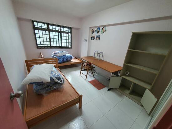 For Rent - 328 Sembawang Crescent