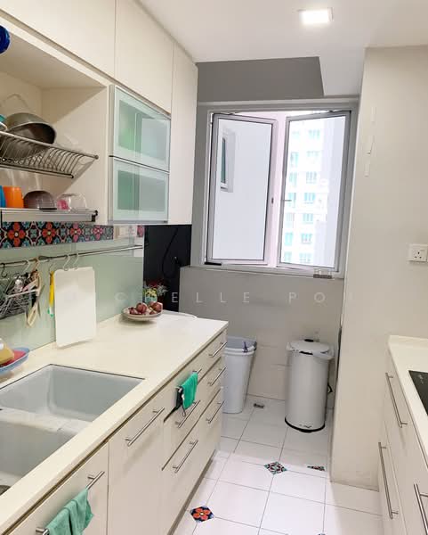 Cote D'Azur, 66 Marine Parade Road, 4 Bedrooms, 1,540 sqft, Condominium For Rent, by Michelle Poh, 23345340 - PropertyGuru.com.sg
